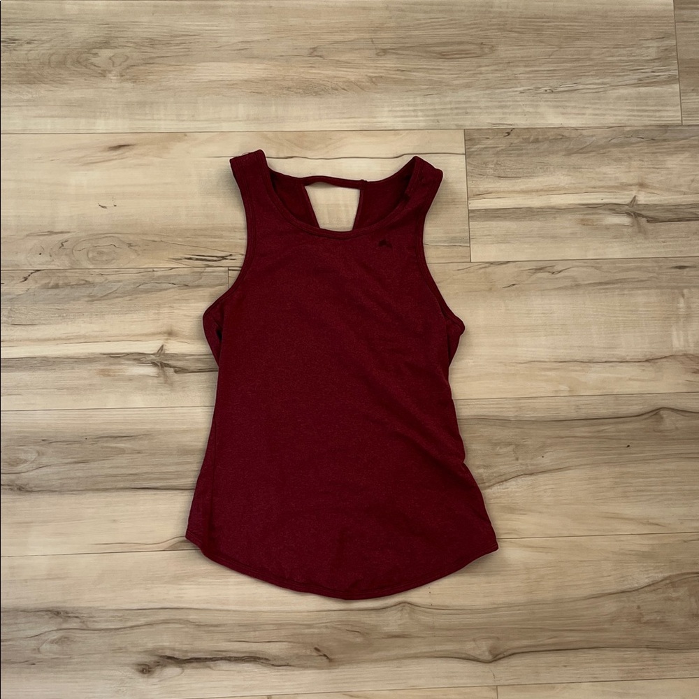 Women's Sleeveless Burgundy Top